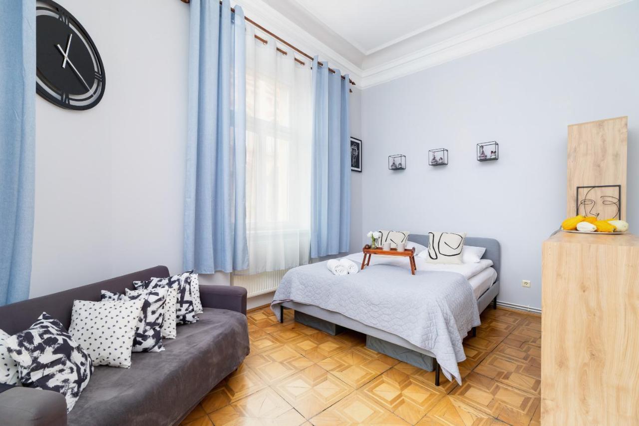 Podwale Apartment Uj Downtown Cracow By Noclegi Renters Краков Экстерьер фото