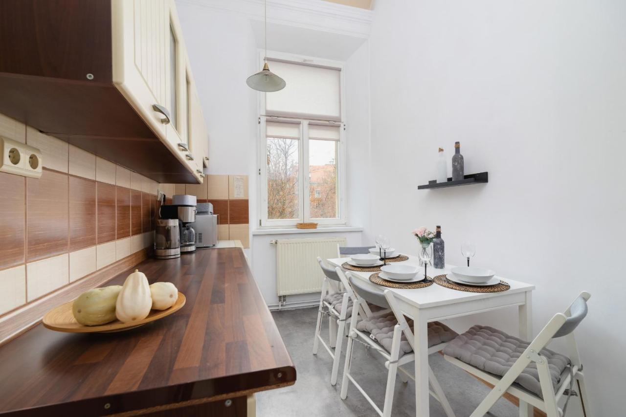 Podwale Apartment Uj Downtown Cracow By Noclegi Renters Краков Экстерьер фото